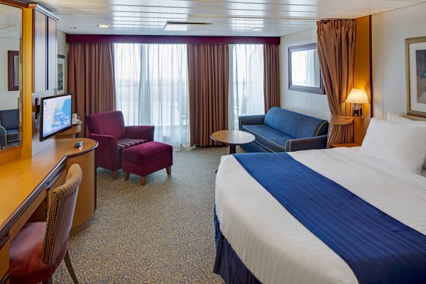 RCI, Serenade of the Seas, Junior Suite 2.jpeg